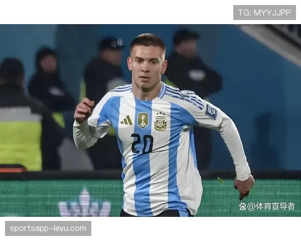 西甲夏窗转会火爆，巨星易主助推球队实力再升级