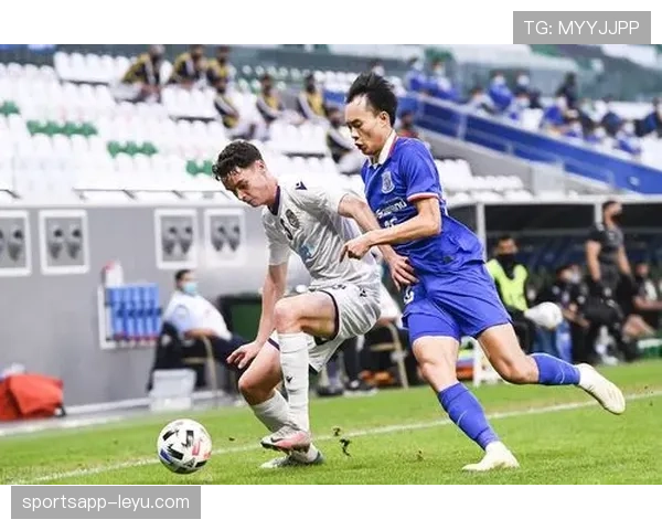 拉波尔特关键表现助球队逆转取胜,彰显卓越领导力与胜利竞争力 拉波尔特关键表现助球队逆转取胜,彰显卓越领导力与胜利竞争力