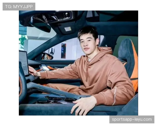 潘展乐场上自律到刻板，场下点菜像开信用卡演唱会，朋友看到账单都懵了