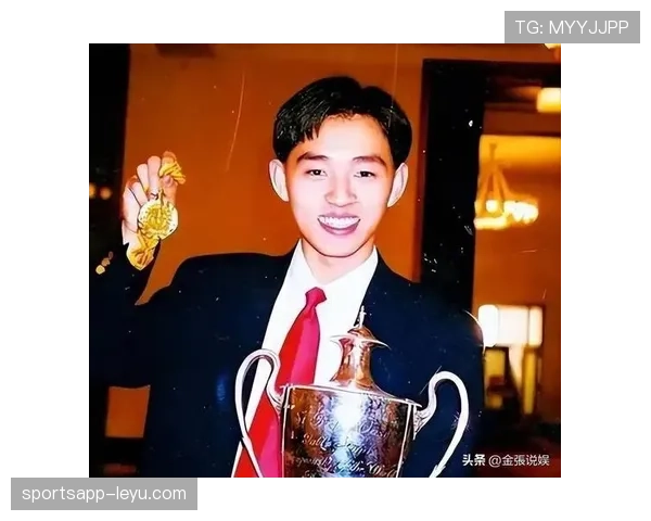 孔令辉当年赢球后那副淡定抽烟的样子，谁能想到他后来跑去开赌场？